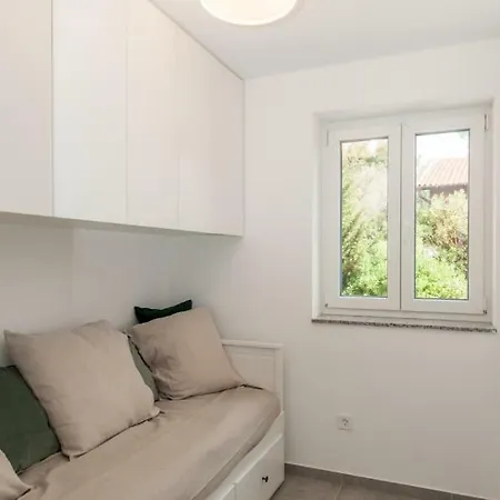 Apartment Tina
