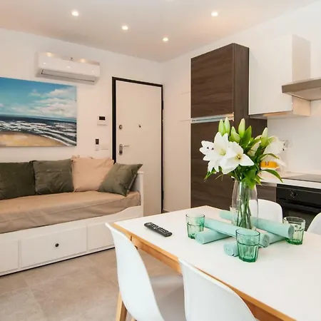 Tina Apartment *
